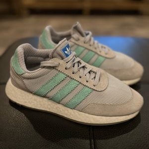 Adidas gray + mint retro sneaker